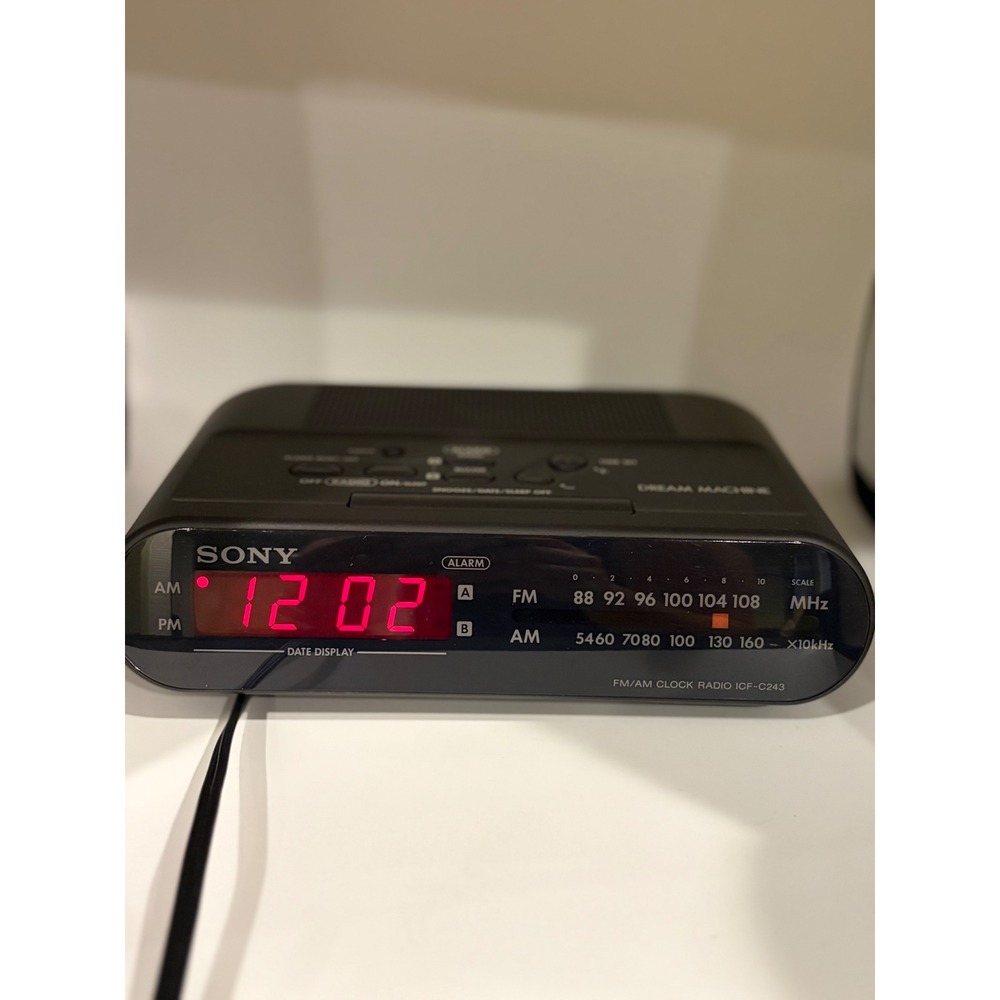 Sony Dream Machine ICF-C243 AM/FM Clock Radio Dual Alarm Red LED Black